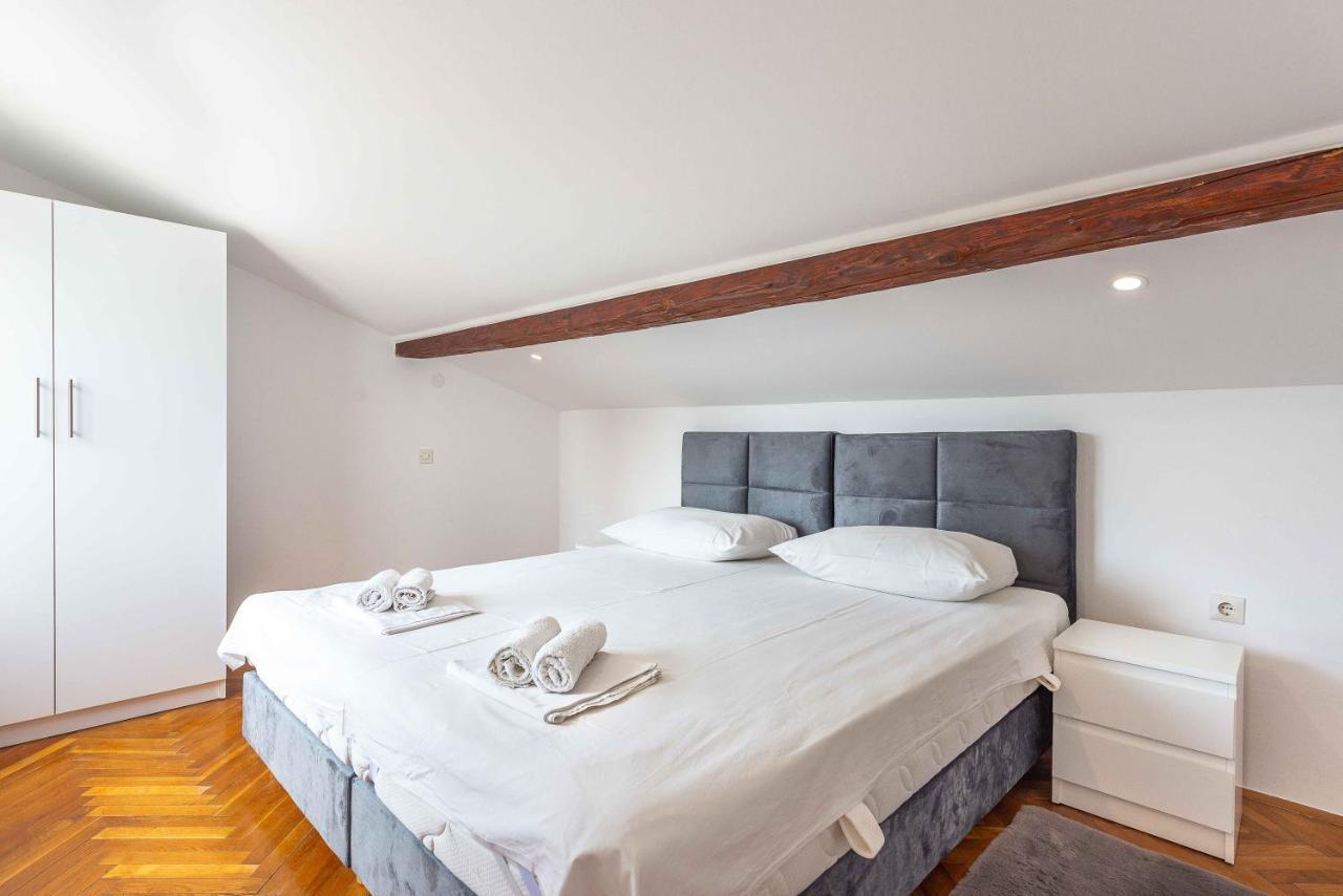 Apartmani Tatjana 诺瓦利娅 外观 照片