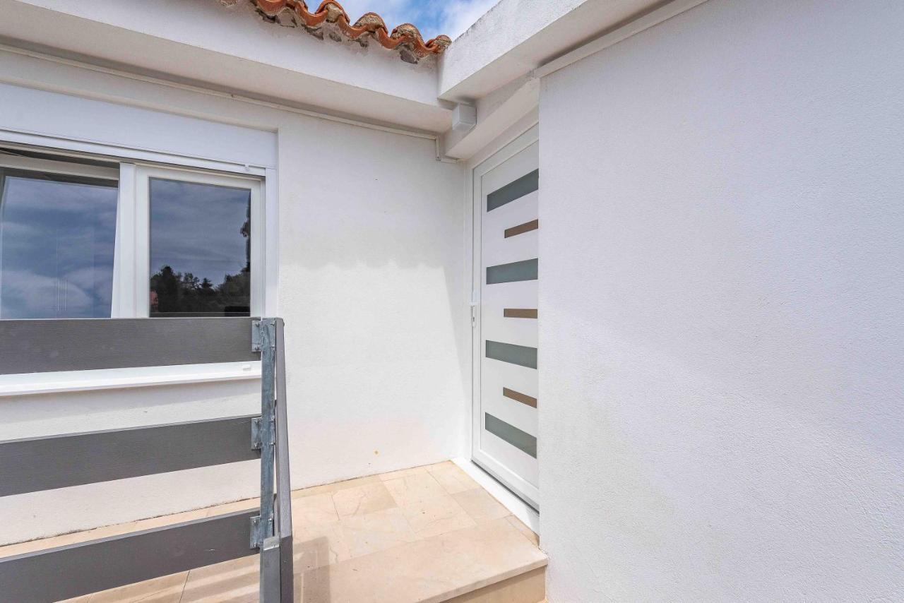 Apartmani Tatjana 诺瓦利娅 外观 照片