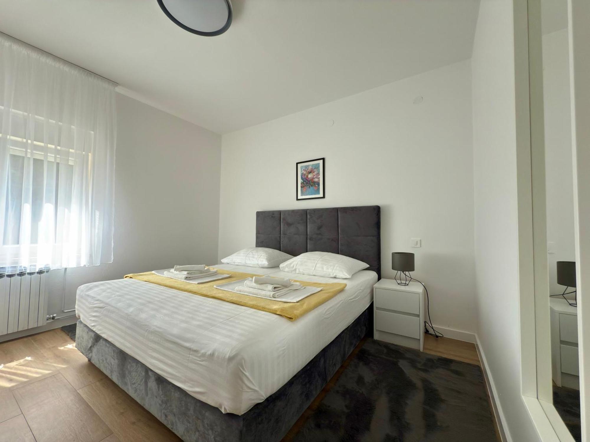 Apartmani Tatjana 诺瓦利娅 外观 照片