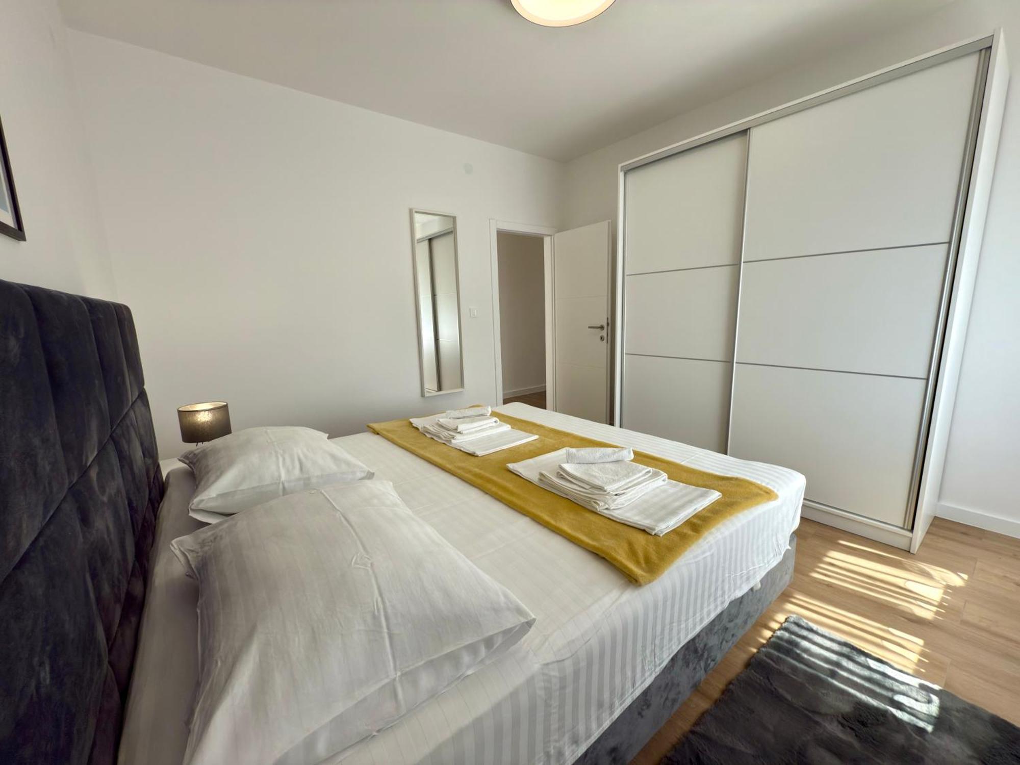Apartmani Tatjana 诺瓦利娅 外观 照片